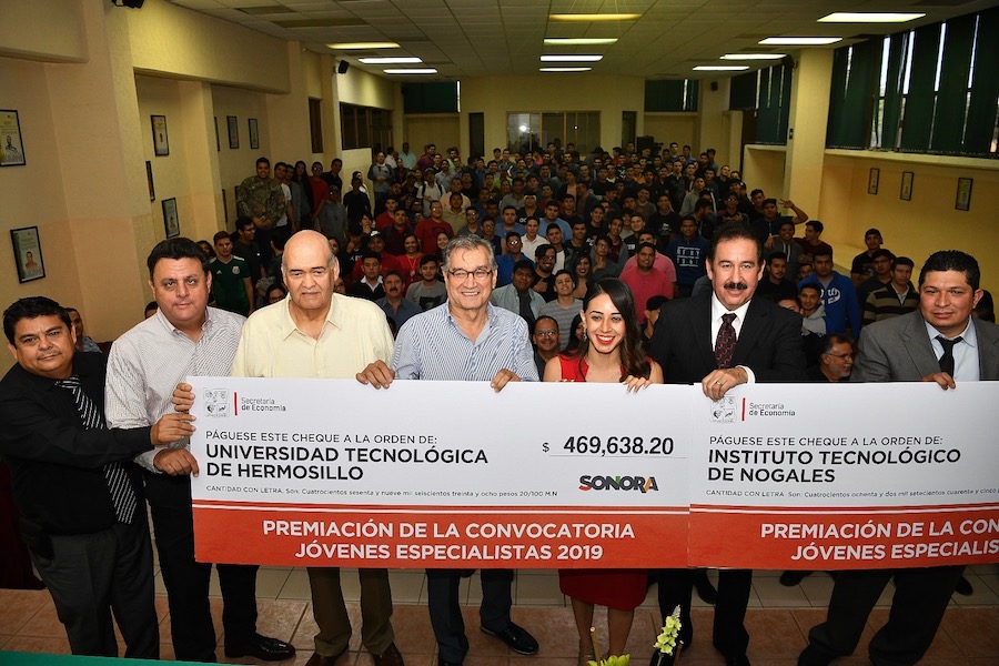 Premia Secretaría de Economía a ganadores de Convocatoria para la Formación de Jóvenes Especialistas 2019