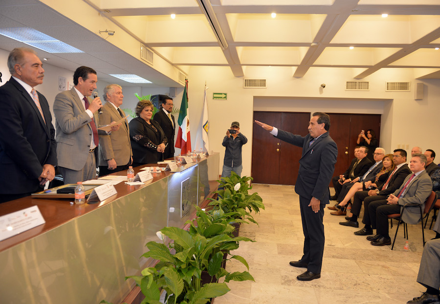Toma protesta nuevo coordinador de la Subcomisión del Sistema Integral de Justicia Penal para Adolescentes en Sonora Toma protesta nuevo coordinador de la Subcomisión del Sistema Integral de Justicia Penal para Adolescentes en Sonora