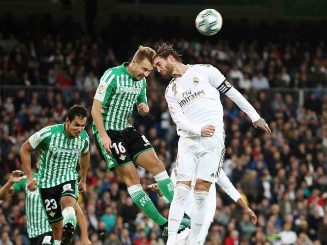 Real Madrid deja escapar el liderato ante Betis