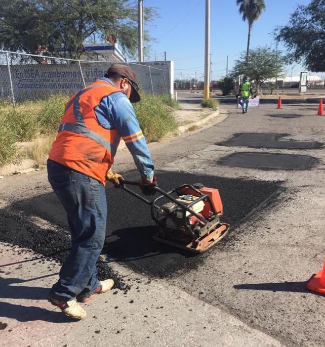 Avanza CIDUE con programa de bacheo diario
