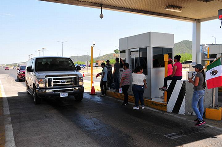 Libera casetas de peaje en tres municipios de Sonora