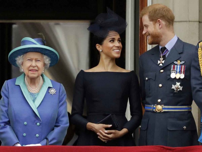 Príncipe Enrique y Meghan renunciarán a sus títulos nobiliarios Príncipe Enrique y Meghan renunciarán a sus títulos nobiliarios