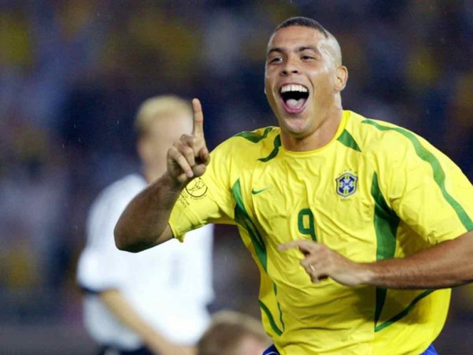 Ronaldo estará en México el próximo mes