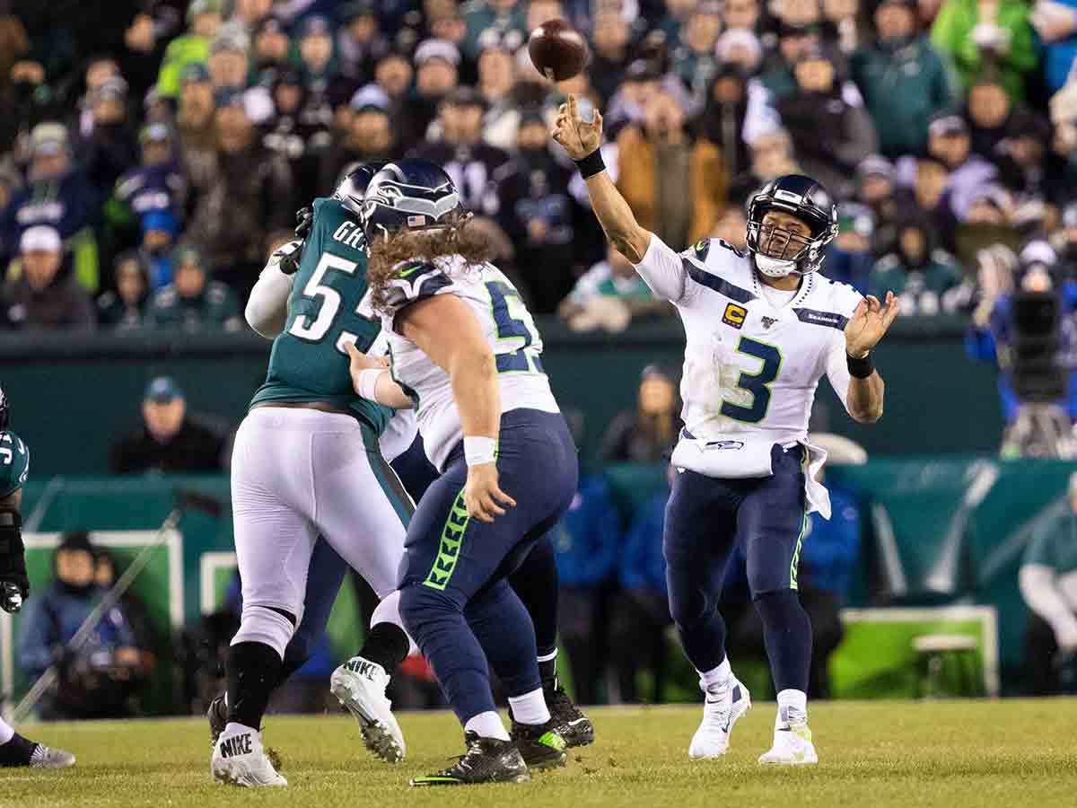 Seattle derriba a Filadelfia y va al duelo Divisional