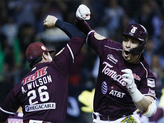 Tomateros vencen 6-2 a Venados y toman ventaja en la Serie Final
