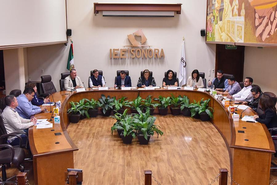 Celebra Consejo General del IEE Sonora sesión ordinaria