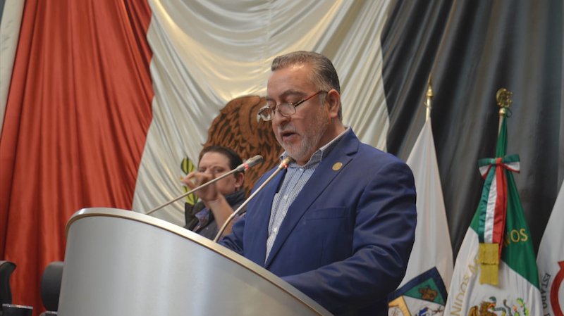 Propone diputado Montes Piña, que gobiernos salientes cumplan con sus compromisos de gobierno