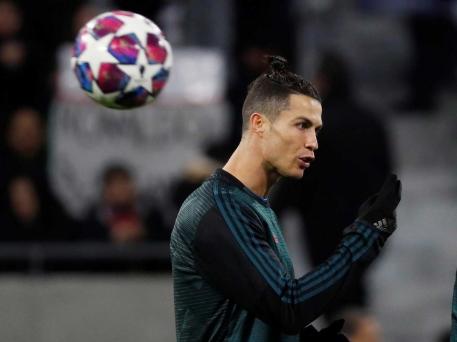 Mamá de Cristiano sufre un ictus; está estable