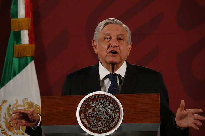 AMLO exhibe a PAN y PRD por no aceptar dar la mitad de su presupuesto contra COVID-19