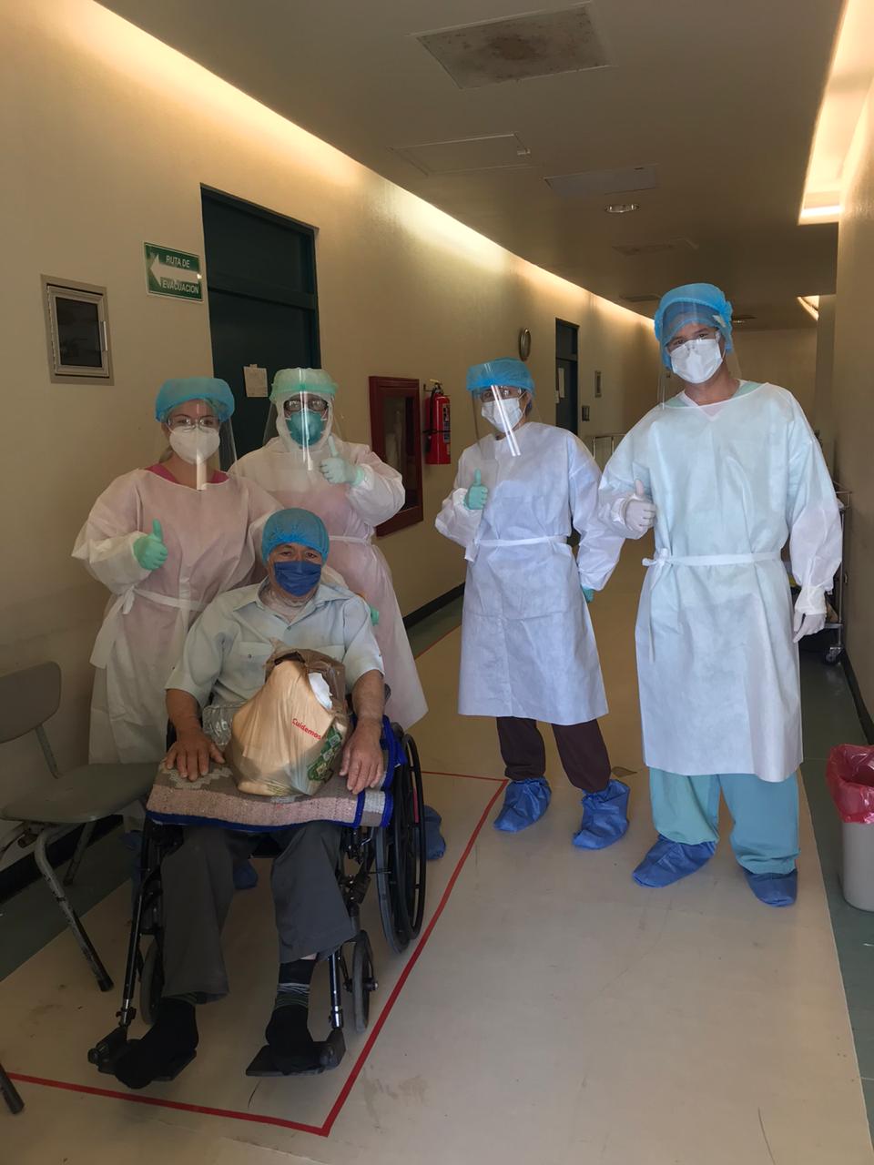 Se recupera de Covid-19 adulto mayor en Puerto Peñasco