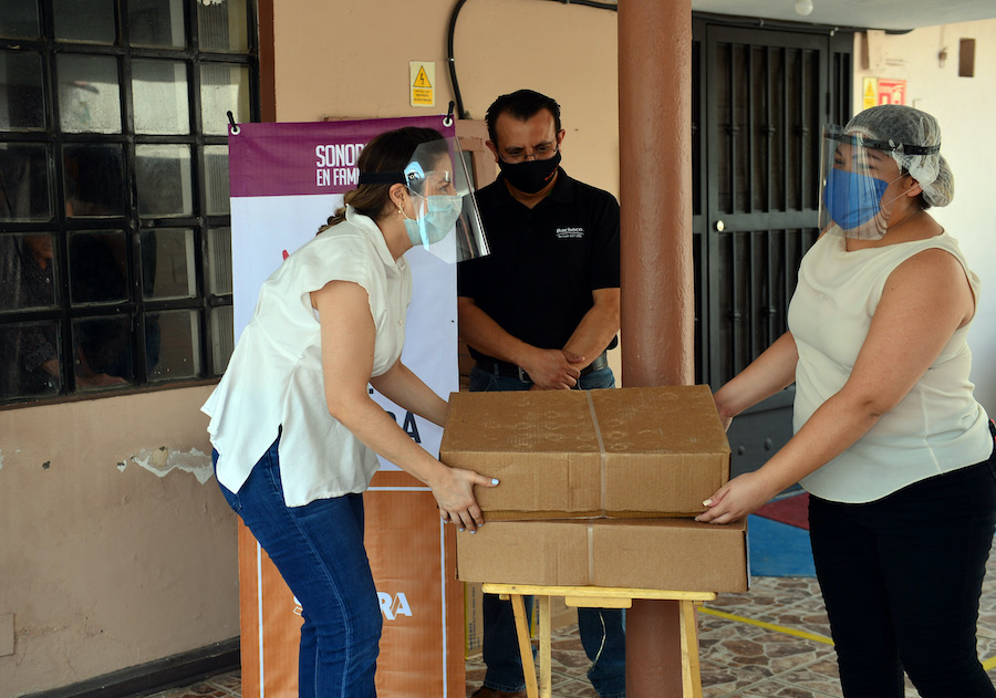 Lleva DIF Sonora alimento a más de 350 adultos mayores Lleva DIF Sonora alimento a más de 350 adultos mayores