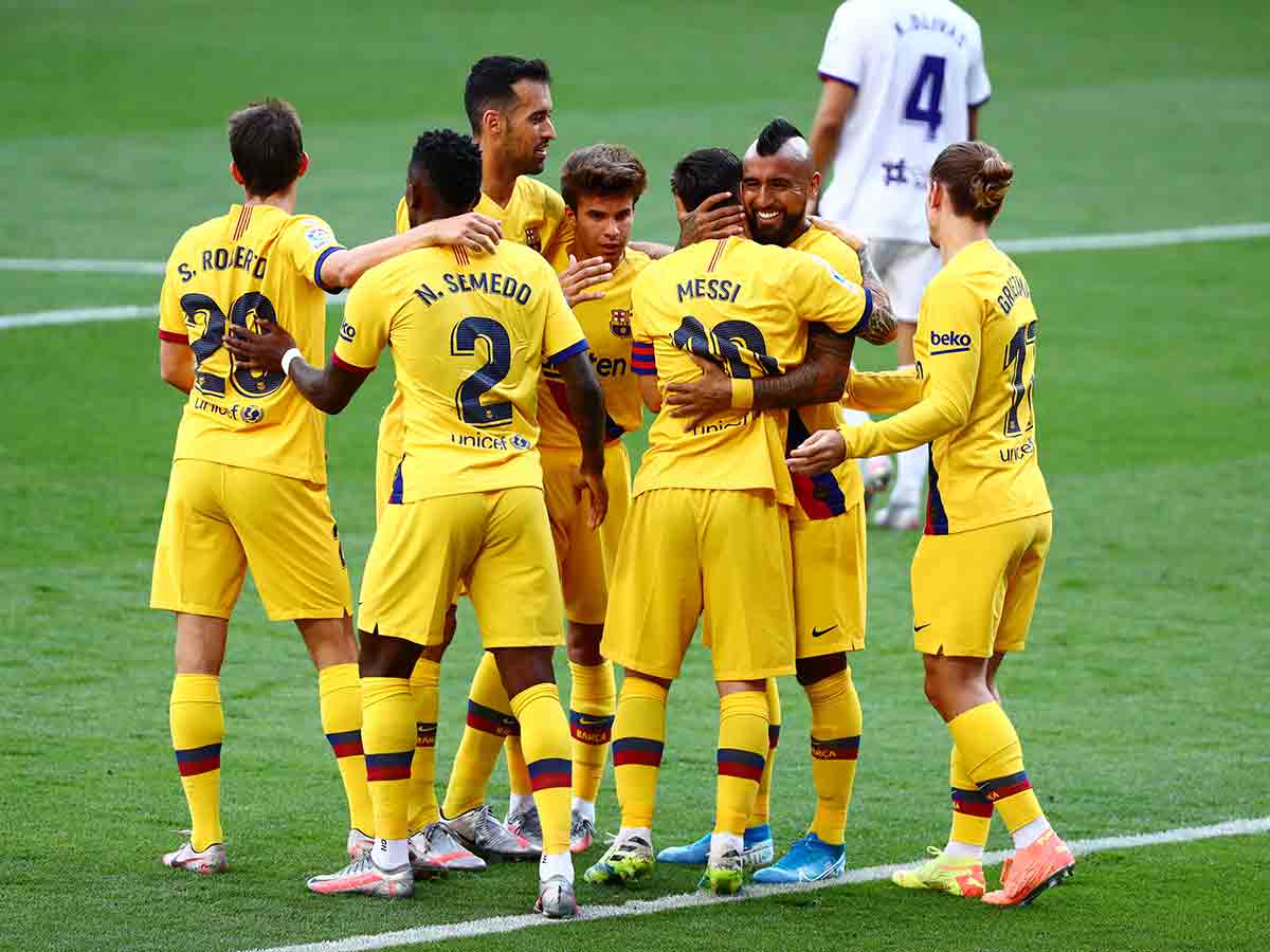 Barcelona se mantiene en la pelea por LaLiga