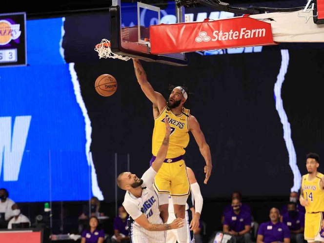 Lakers y Bucks ganan previo al reinicio de la NBA