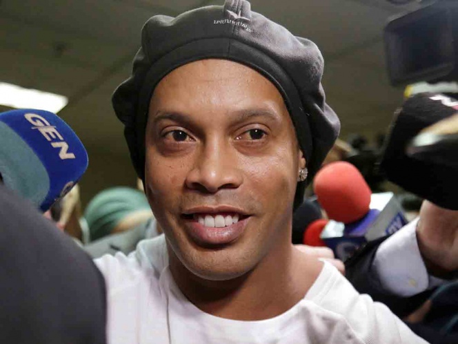Ya hay fecha para que Ronaldinho pueda ser libre