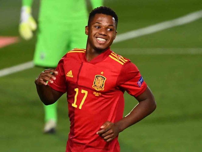 Ansu Fati marca gol histórico con España