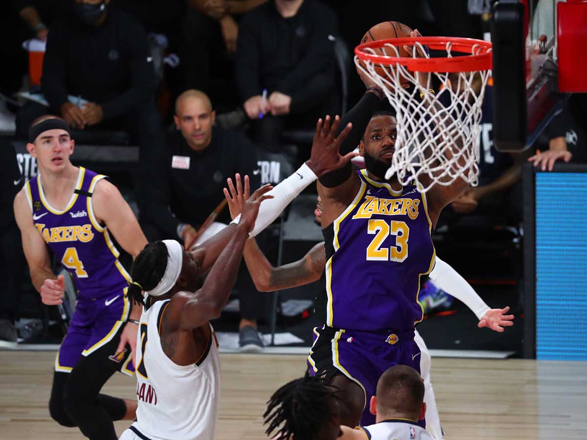 Lakers, primer finalista de la NBA