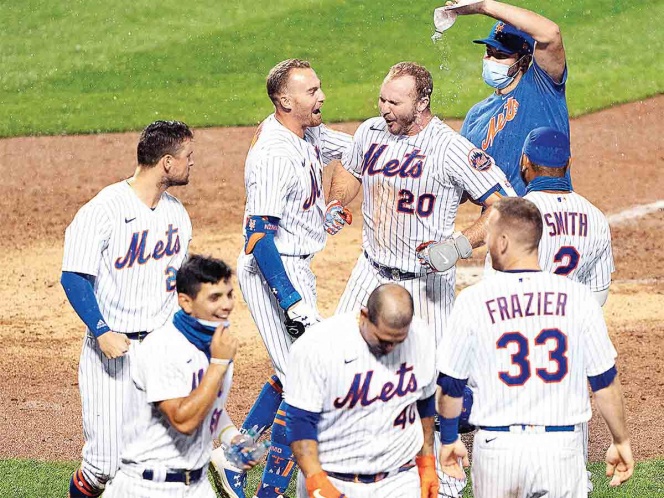 Gran homenaje; los Mets doblan a los Yanquis