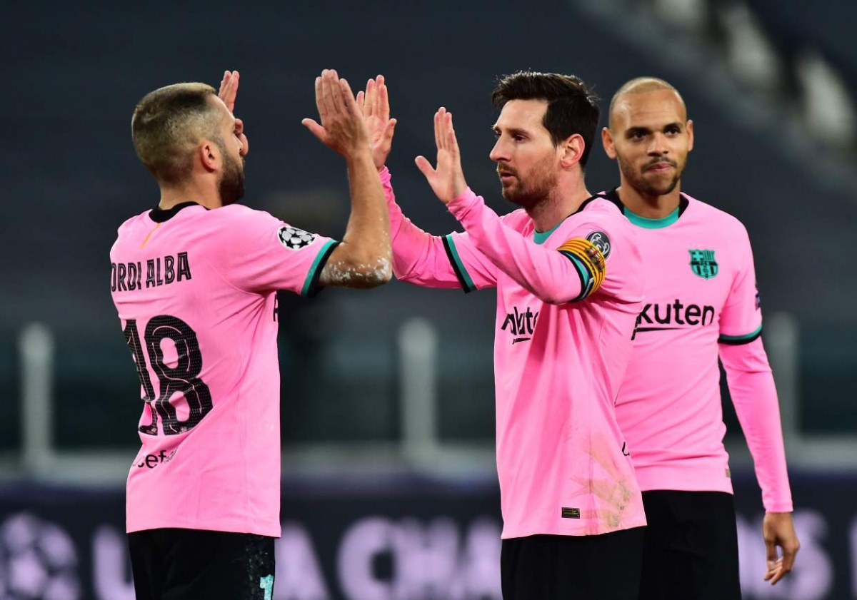 Barcelona cura sus heridas con victoria de visita ante la Juventus