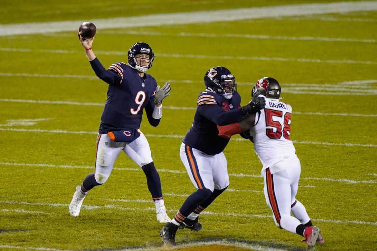 Nick Foles le tiene tomada la medida a Tom Brady