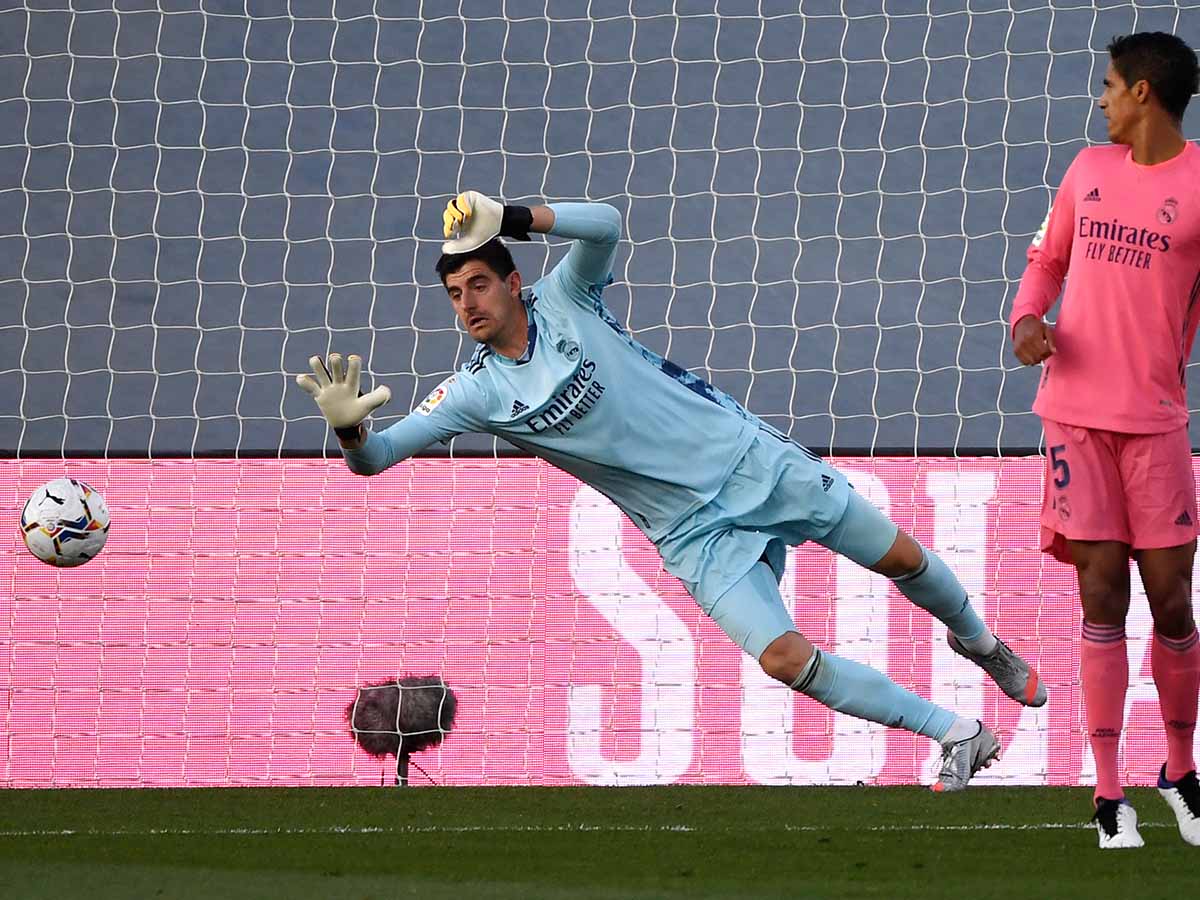 El Real Madrid tropieza ante el Cádiz