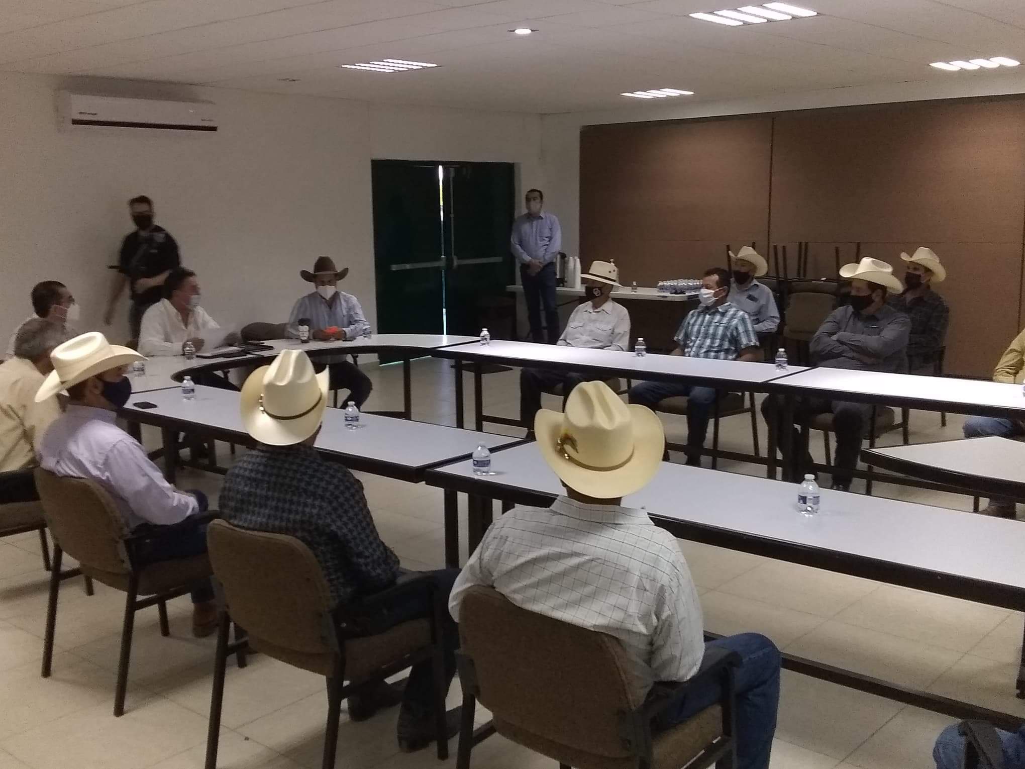 Autoridades y ganaderos del sur de Sonora solicitan respuesta a problemas de sequía Autoridades y ganaderos del sur de Sonora solicitan respuesta a problemas de sequía