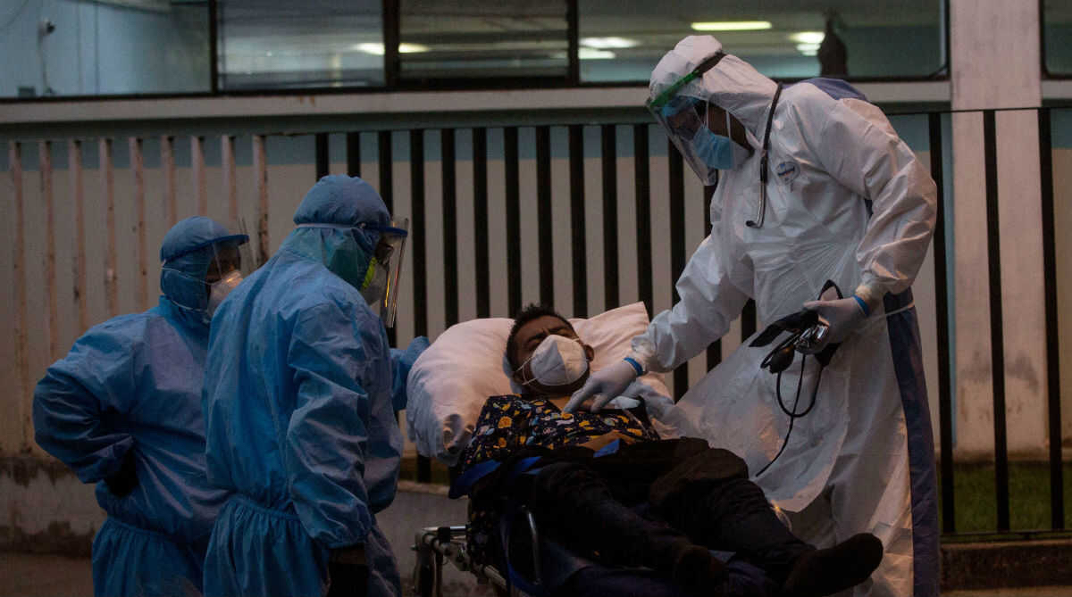 OMS alerta de un alarmante repunte de contagios COVID-19 en el mundo