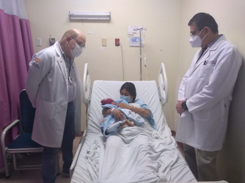 Nace en el HIMES Niño Año Nuevo 2021 Nace en el HIMES Niño Año Nuevo 2021