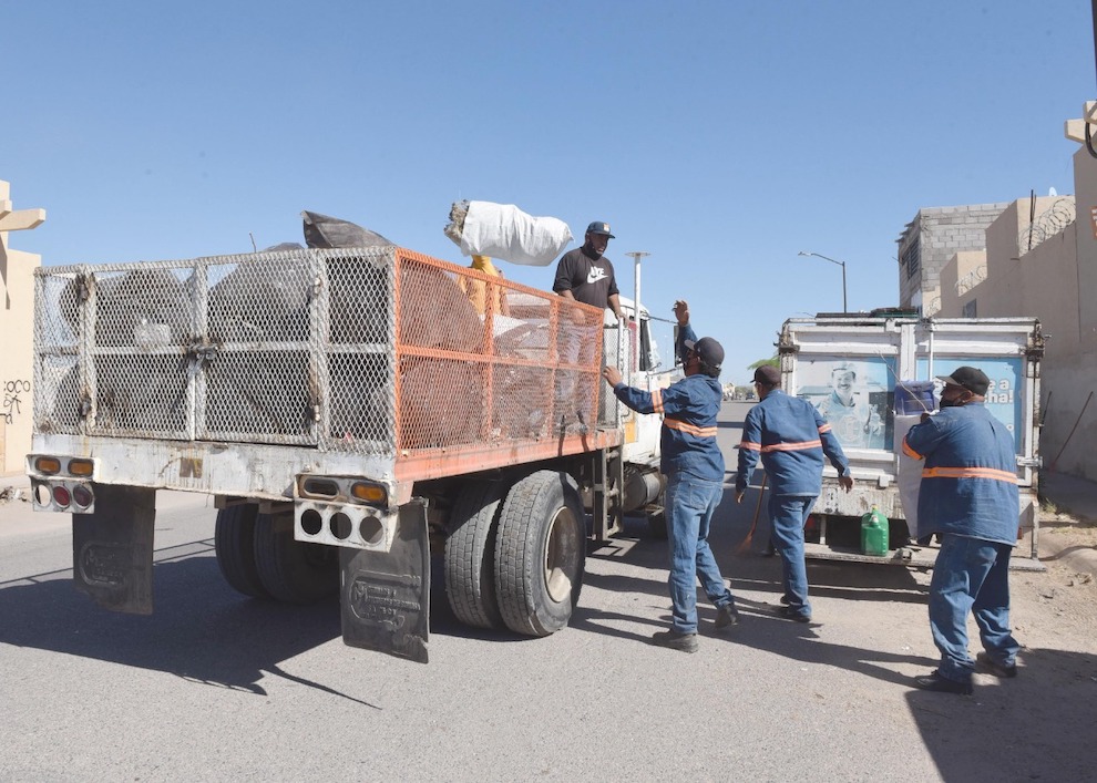 Responde Ayuntamiento de Hermosillo a solicitud ciudadana de limpieza de espacios