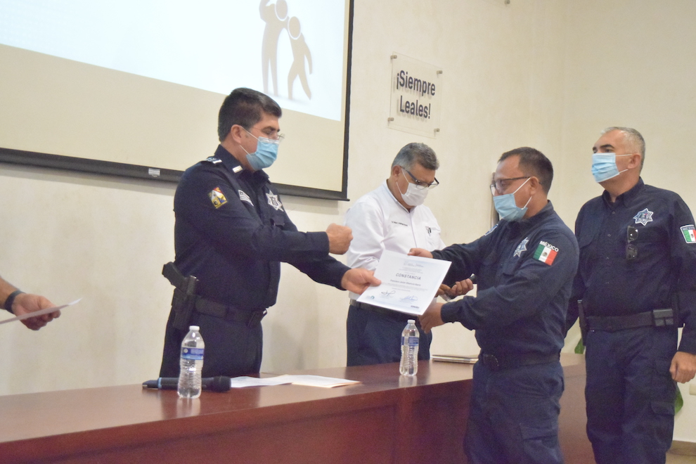 Participan Policías Estatales en taller de intervención en crisis suicida Participan Policías Estatales en taller de intervención en crisis suicida