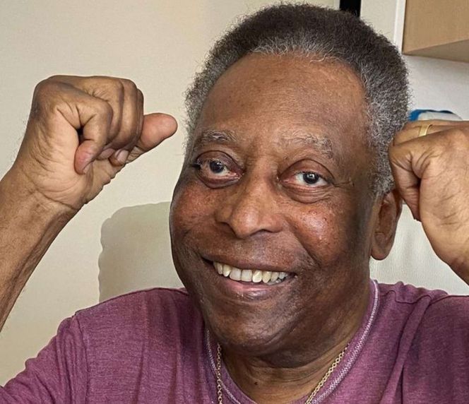 Pelé sale de terapia intensiva tras operación de colon