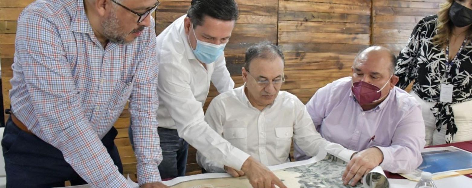 Alfonso Durazo presenta proyecto para renovar la antigua Aduana de SLRC