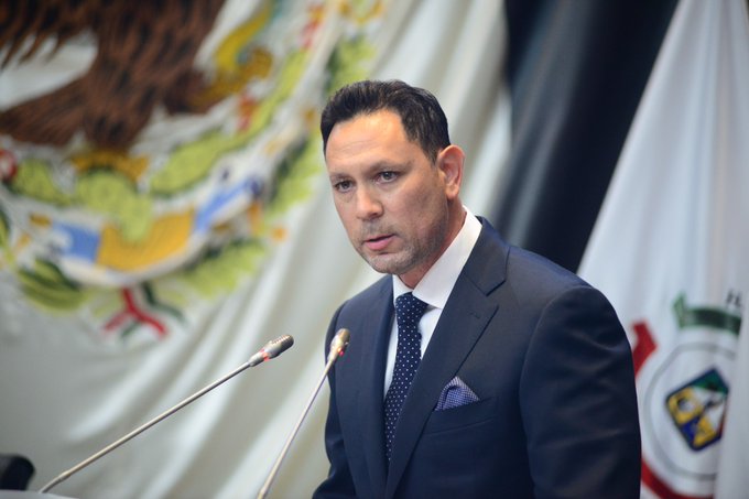 Propone Kiko Munro restablecer autonomía del Congreso del Estado