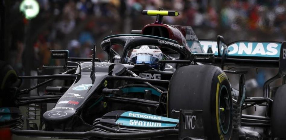 Valtteri Bottas se queda con la pole en la carrera sprint del GP de Brasil