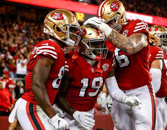 Garoppolo hace la diferencia en la victoria de los 49ers de 31-10 sobre Carneros