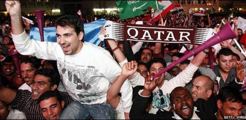 Comunidad LGBT podrá ir a Qatar 2022, pero sin mostrarse afecto en público