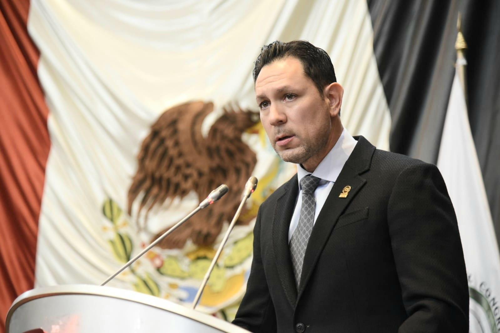 Llaman a regularizar horarios en servicios de cruces fronterizos y aduanas Llaman a regularizar horarios en servicios de cruces fronterizos y aduanas