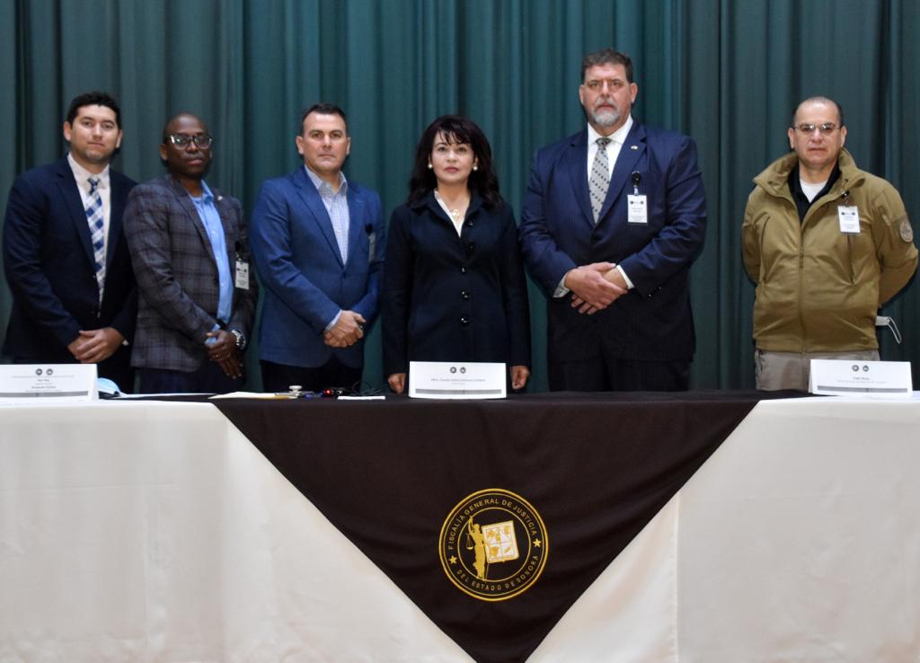 Capacitan a agentes y peritos sobre identificación de armas y explosivos