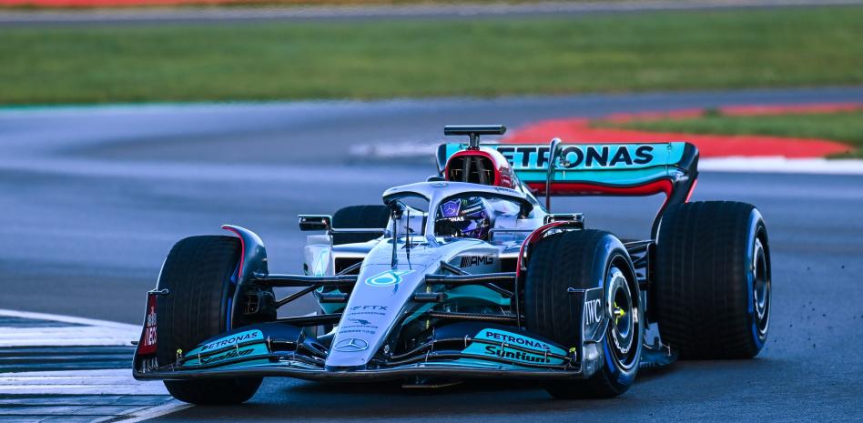 La F-1 levanta el telón con tres sesiones de entrenamientos en Montmeló