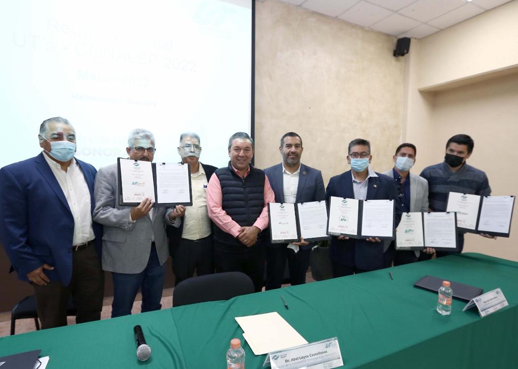 Coordinarán esfuerzos universidades tecnológicas y Conalep Sonora para mejorar la formación de profesionistas Coordinarán esfuerzos universidades tecnológicas y Conalep Sonora para mejorar la formación de profesionistas