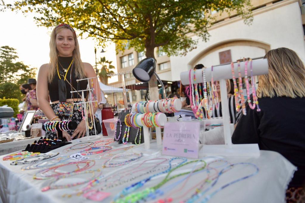 Impulsan 60 marcas locales con el primer bazar “Jóvenes Construyendo Comunidad”