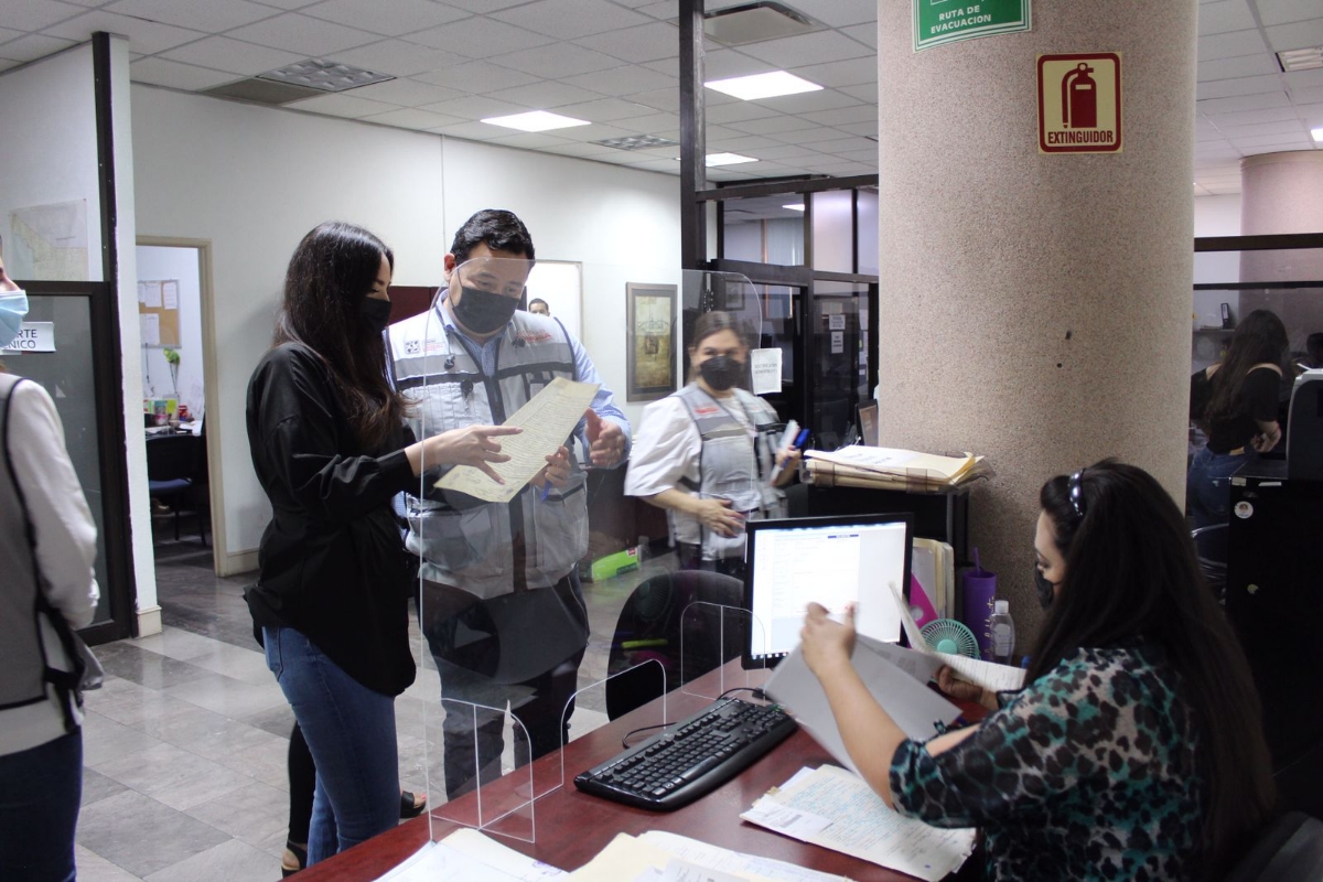 Continúan operativos sorpresa de Contraloría estatal; le tocó a Registro Civil