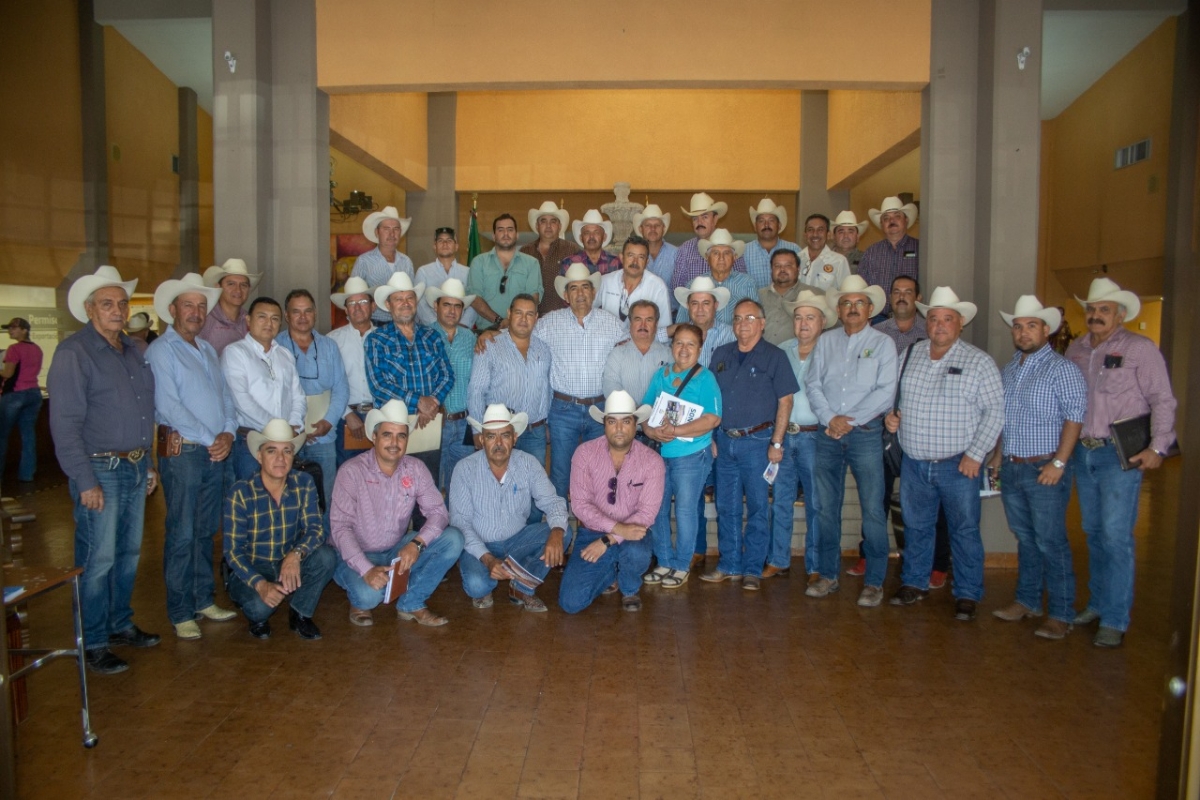 Acerca Secretaría de Agricultura atención a las Asociaciones Ganaderas Locales