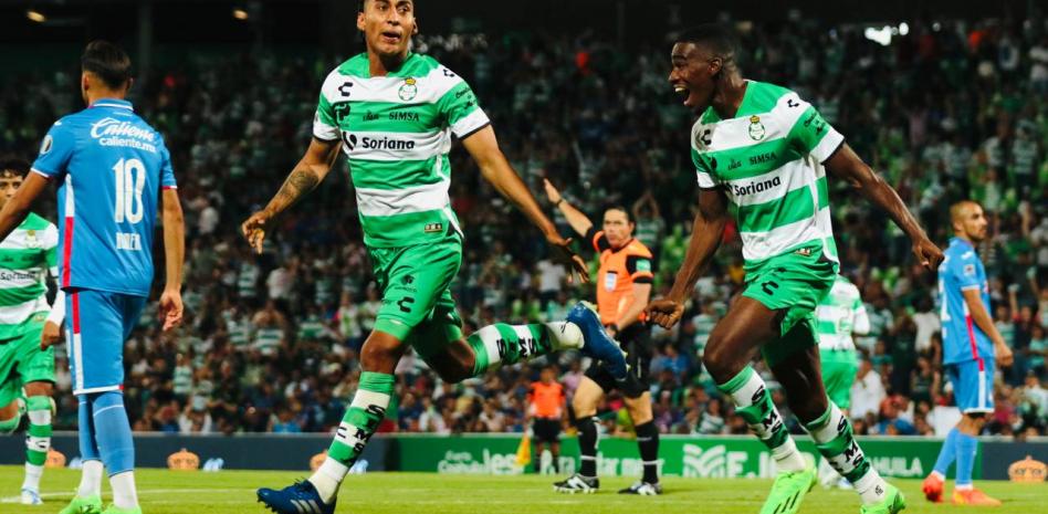 Santos le da una bailada al Cruz Azul￼