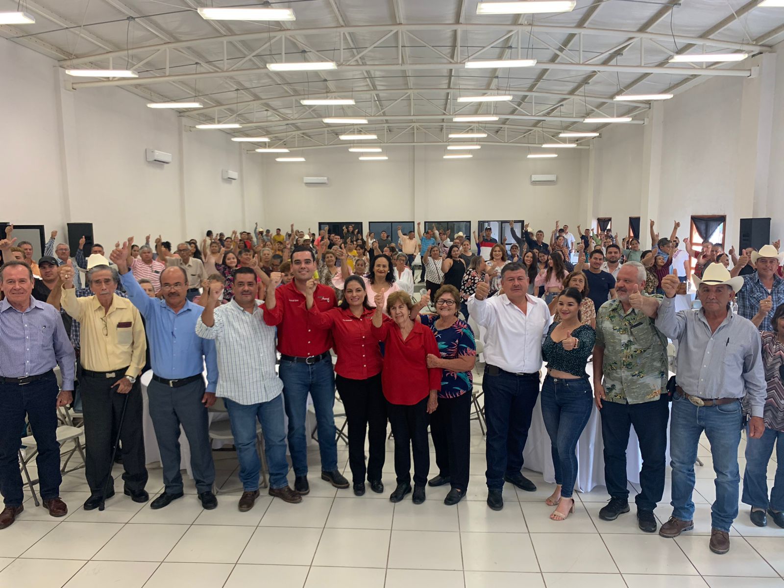 Priistas de Álamos exigen democracia en el PRI y se suman a Zaira Fernández y Pascual Soto Priistas de Álamos exigen democracia en el PRI y se suman a Zaira Fernández y Pascual Soto