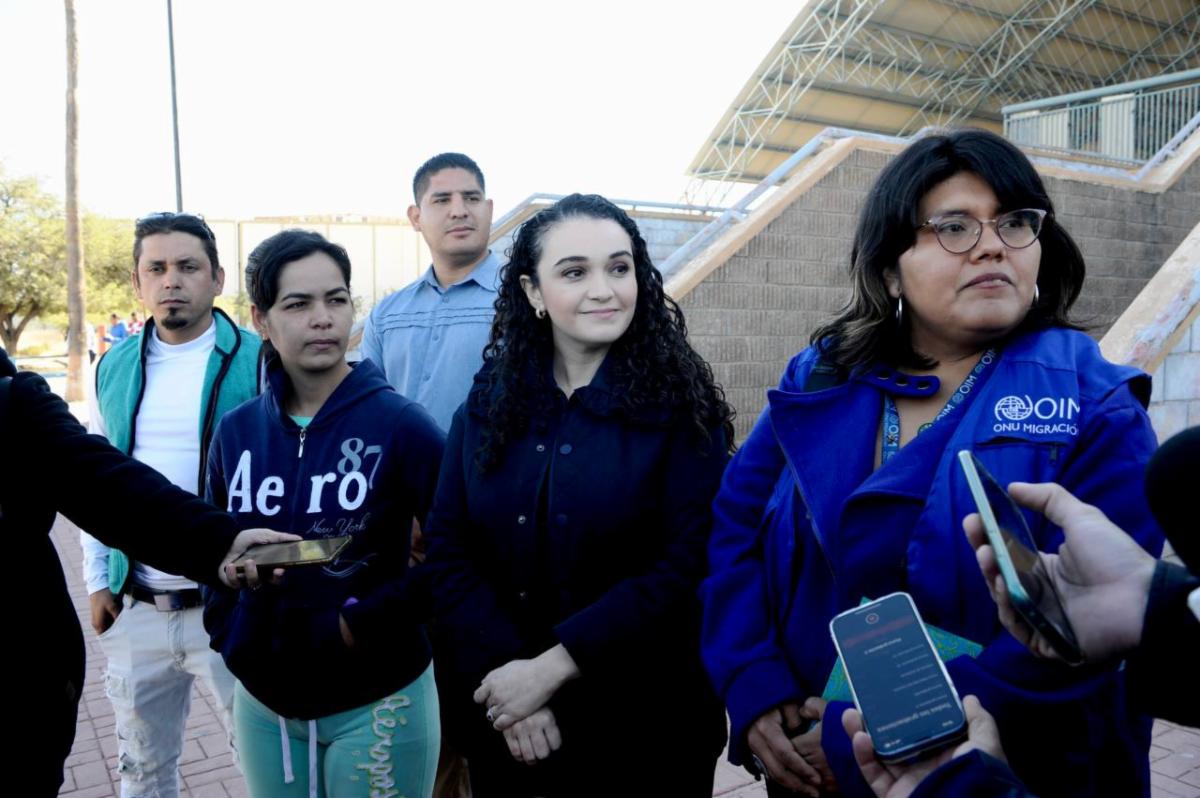 Brindamos atención humanitaria y digna a migrantes que arriban a Sonora: Bernardeth Ruiz Brindamos atención humanitaria y digna a migrantes que arriban a Sonora: Bernardeth Ruiz