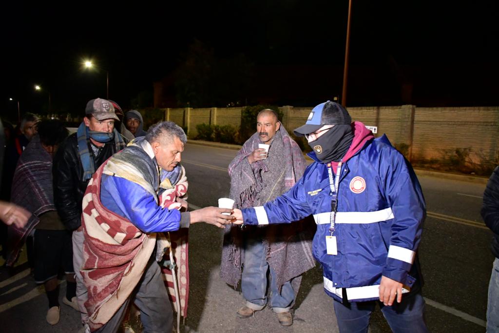 Informa Toño Astiazarán de atención a 43 personas en albergues por frío