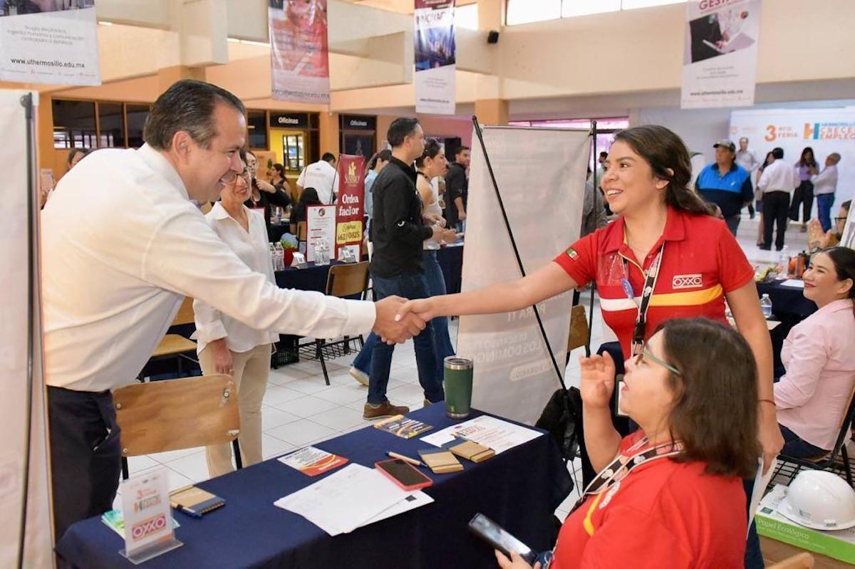 Aprovechan hermosillenses Tercera Feria Hermosillo CRECE con Empleo