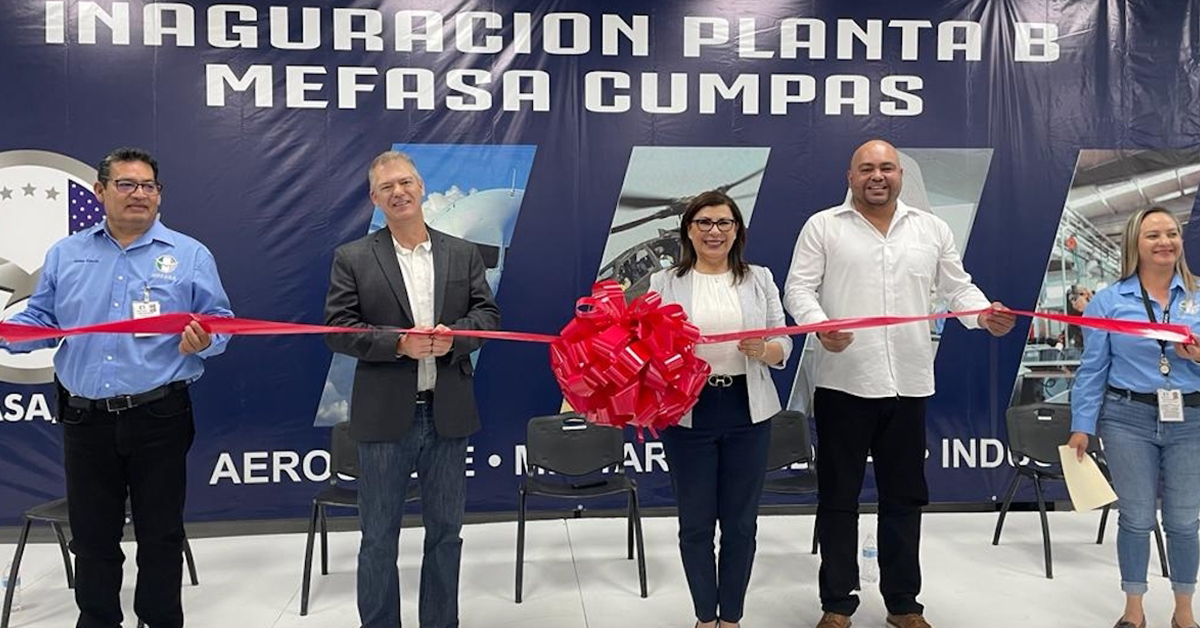 Inaugura secretaria de Economía planta aeroespacial en Cumpas