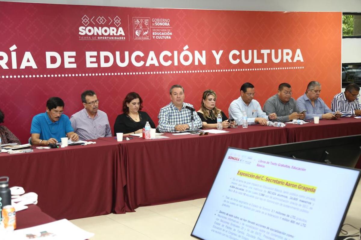 Presenta SEC Sonora informe sobre organización del ciclo escolar 2023-2024 a diputados