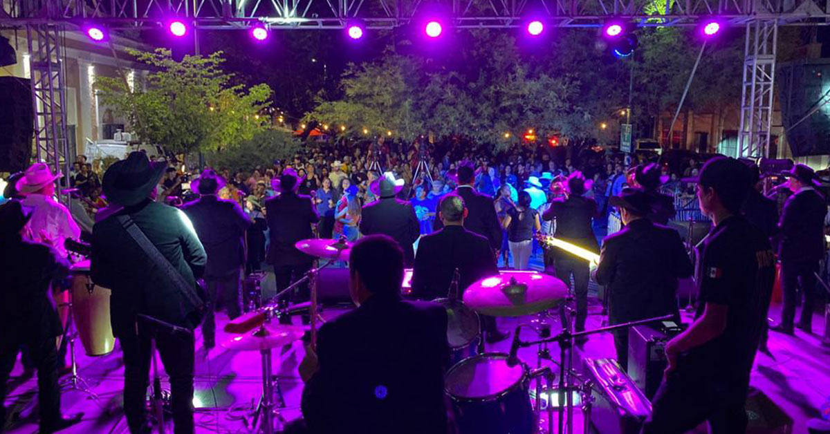 Regresan con gran éxito los tradicionales Jueves de Plaza de Radio Sonora y Telemax